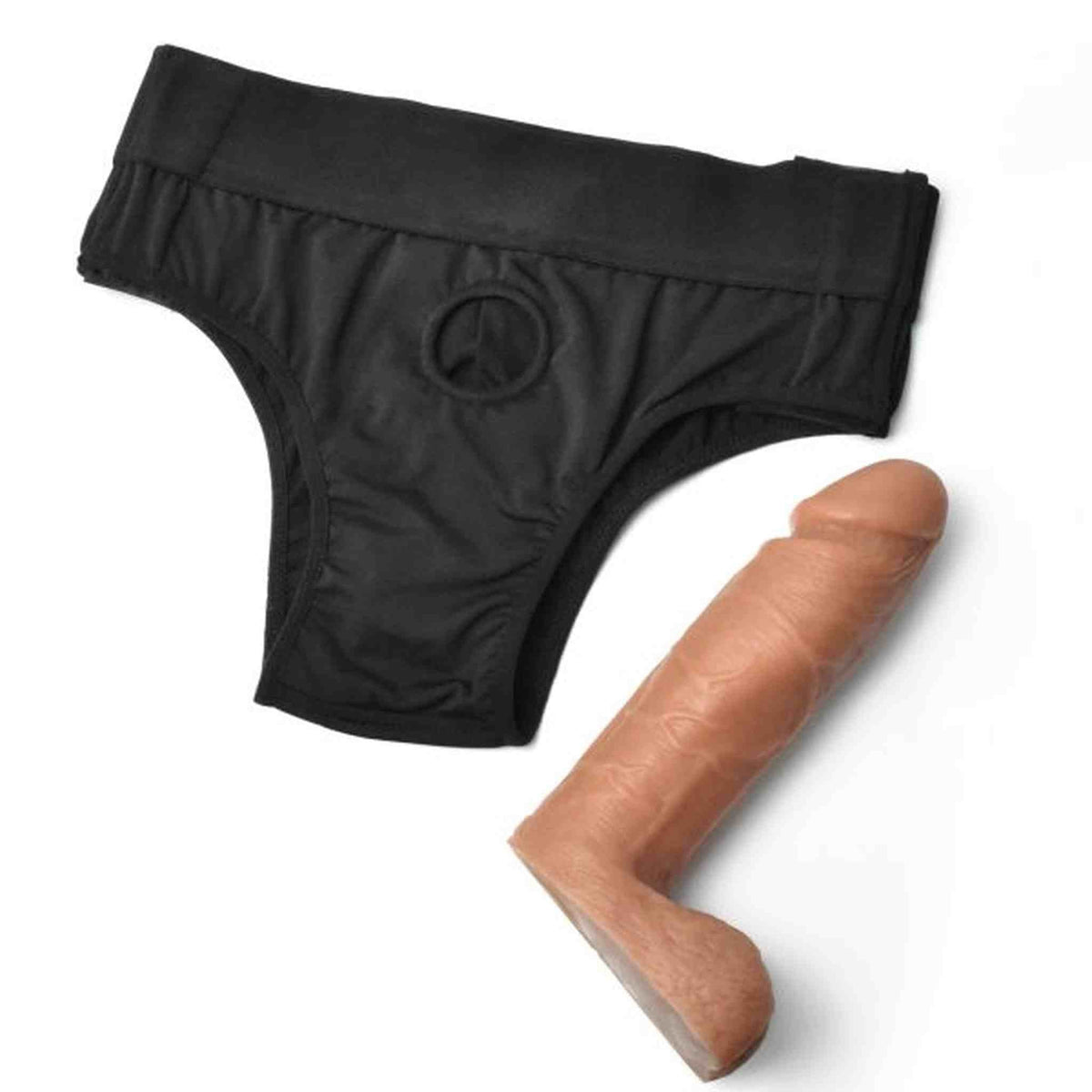 Sleeve per pene marrone chiaro accanto a mutande nere elastiche con apertura circolare