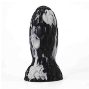 Dildo fantasy nero e bianco effetto marmorizzato con texture a scaglie esagonali