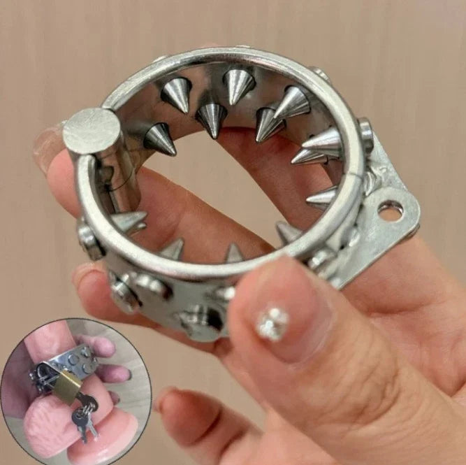 Ballstretcher in Acciaio con Spikes Interni e Chiusura