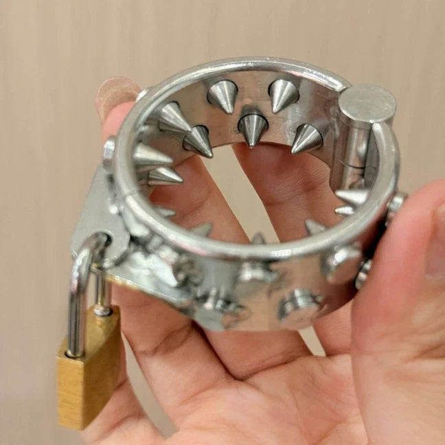 Ballstretcher in Acciaio con Spikes Interni e Chiusura