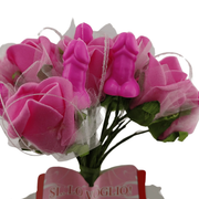 Gadget scherzoso bouquet rose rosa tre pisellini viola dettaglio frontale