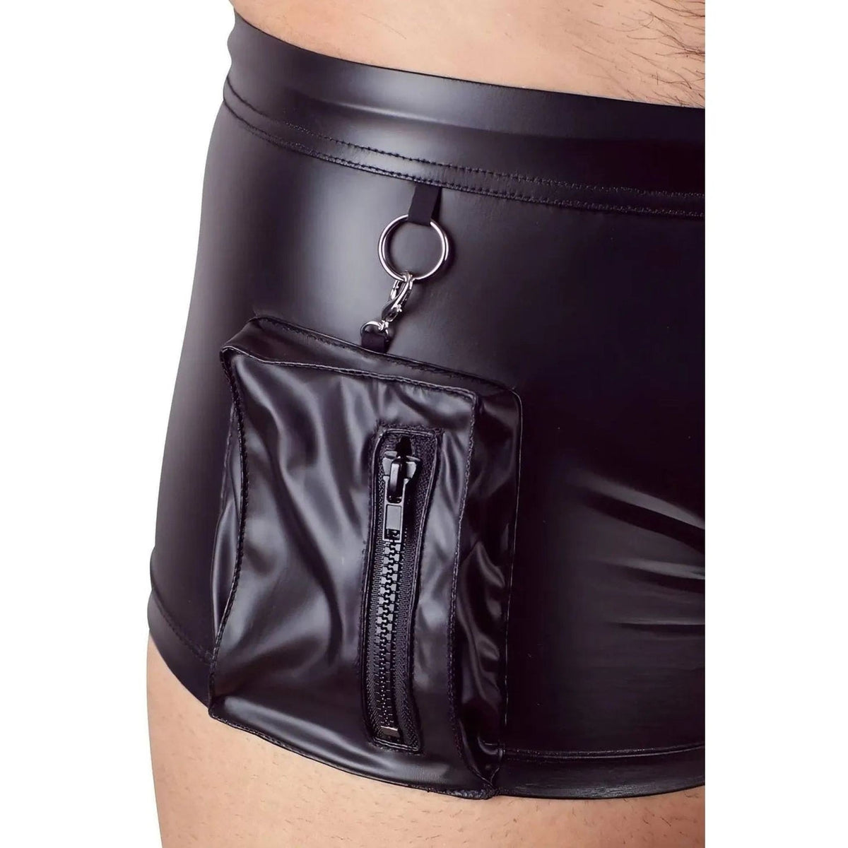 Boxer nero wetlook con tasca laterale zip e anello metallico dettaglio