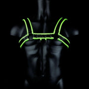 Harness Bulldog effetto glow in the dark verde fluorescente su manichino nero