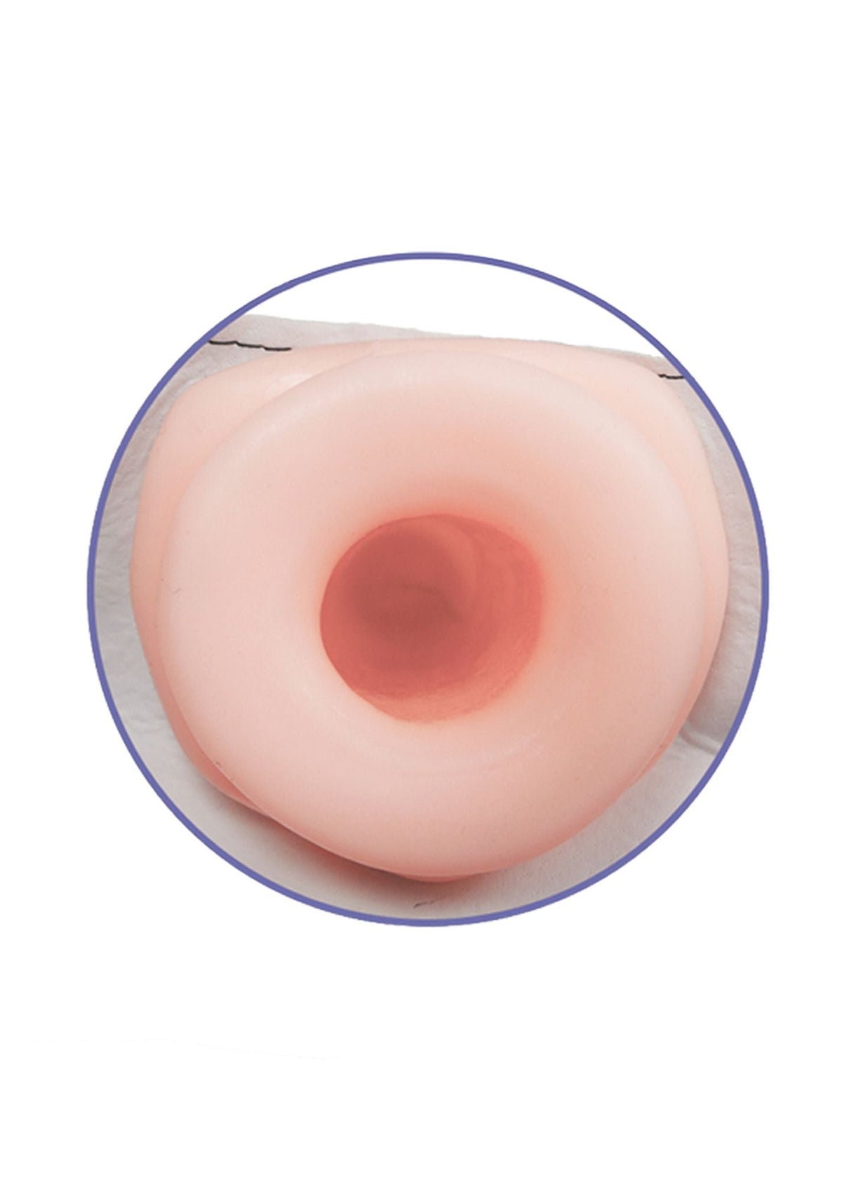 Dettaglio interno cavo anello in silicone rosa chiaro con bordi lisci
