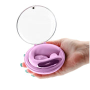 Mano apre astuccio lavanda vibratore rabbit Desire Euphoria colore lilla