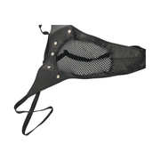 Dettaglio laterale perizoma nero a rete con borchie e fascia elastica in pelle sintetica