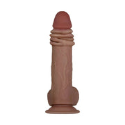 Dildo realistico marrone con anelli scorrevoli e base piatta vista frontale