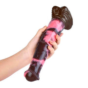 Dildo erotico Gightning in silicone rosa e nero effetto tie-dye con testa anatomica dettagliata