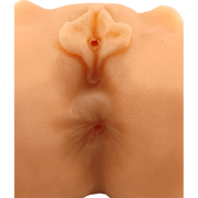 Dettaglio clitoride e labbra masturbatore realistico Jennifer Lust Lips finitura morbida silicone