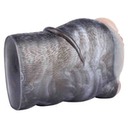 Vista posteriore tazza masturbazione topo con texture pelo grigio e coda avvolta