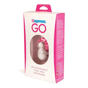 Scatola Sqweel Go massager orale ricaricabile bianca e rosa con logo