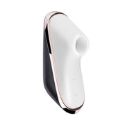 Satisfyer Traveler stimolatore aria frontale aperto cupola morbida bianca e nera