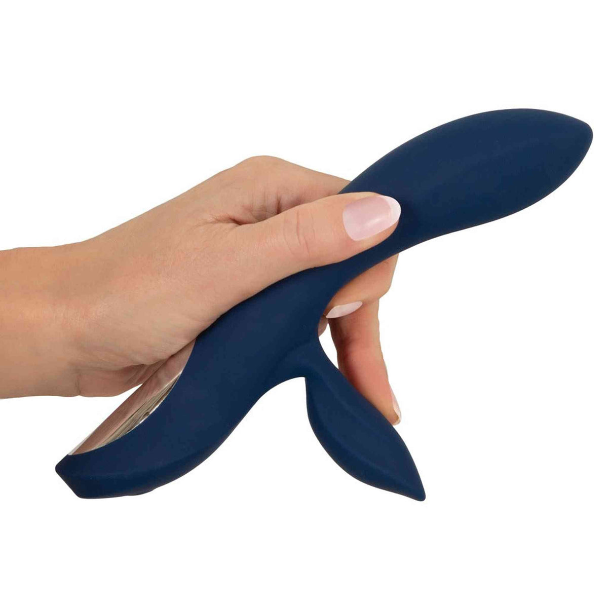 Vibratore rabbit blu scuro ergonomico tenuto in mano per mostrare forma e dimensioni